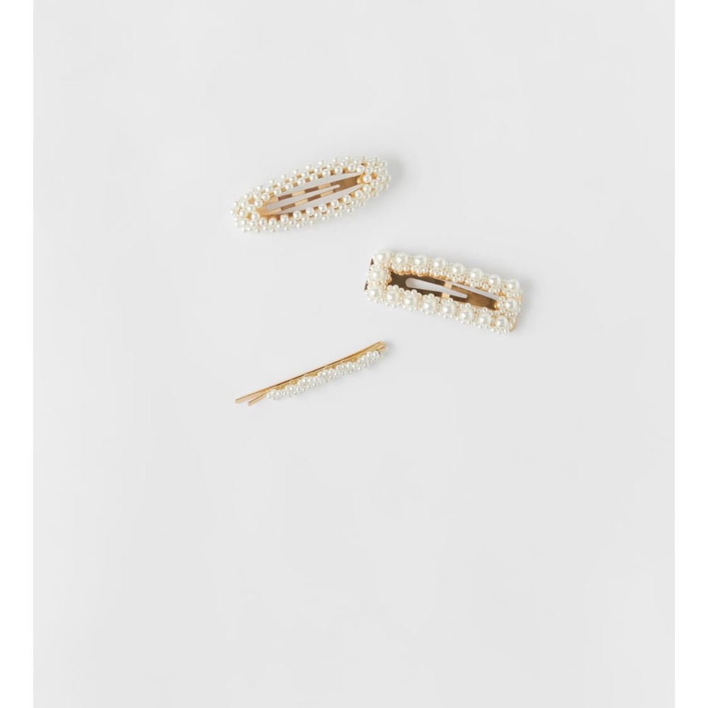 ✨SALE✨ZARA THREE-PACK OF FAUX PEARL BARRETTES ✨SALE✨